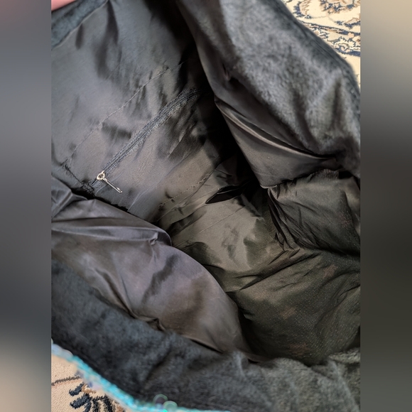 Sequin Drawstring Backpack - Picture 5 of 6